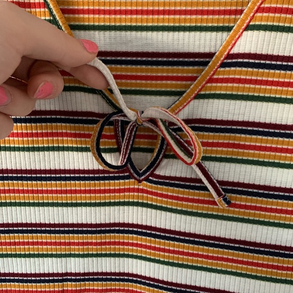 Multi Striped “V”Crop Top - Picture 3 of 5